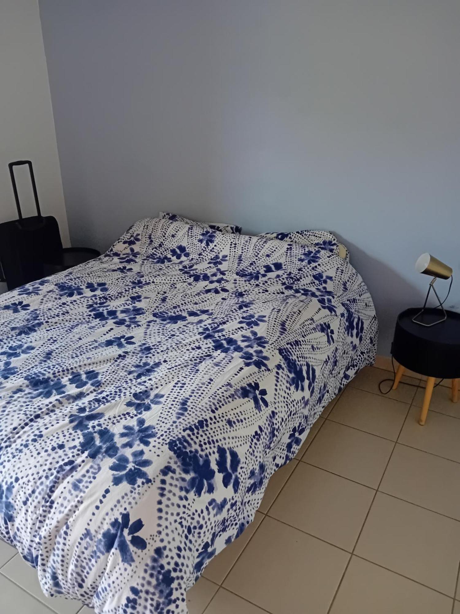 Superbe Appartement T2 Cuers Eksteriør bilde